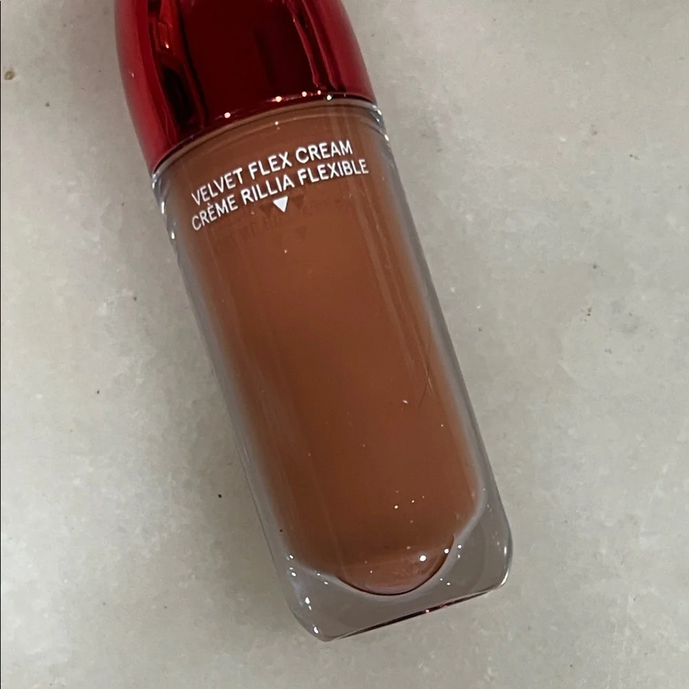 ONE/SIZE Lip Snatcher Velvet Flex Cream Lipstick - Nude and Red